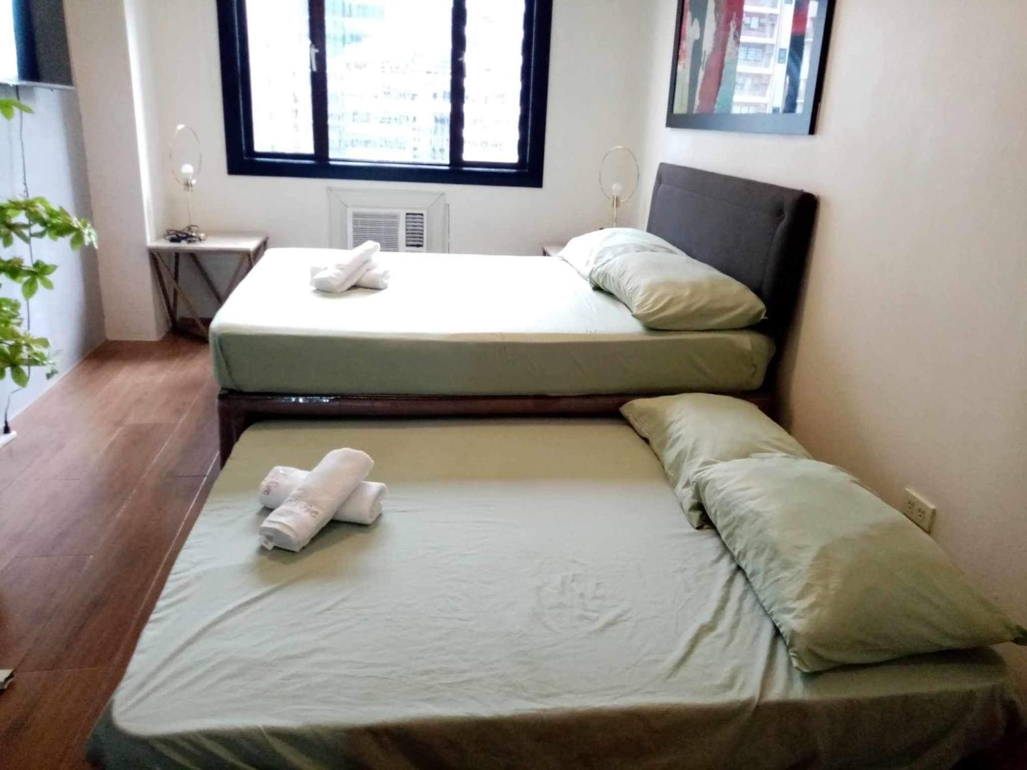 Spacious 1 Bedroom Unit Forbeswood Heights Тагіг Номер фото
